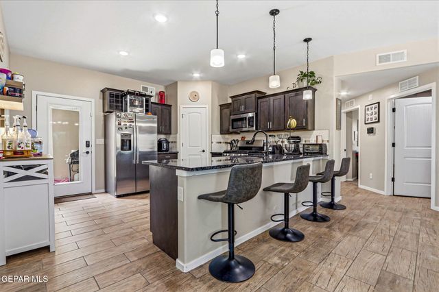 13066 GRANTHAM Lane, El Paso, TX 79928