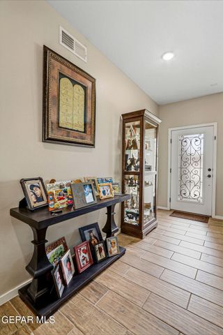 13066 GRANTHAM Lane, El Paso, TX 79928