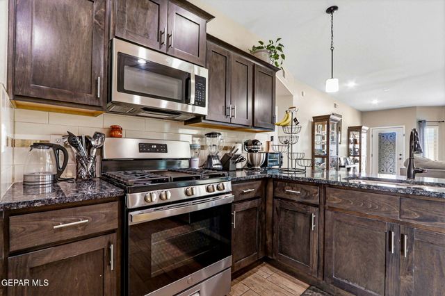 13066 GRANTHAM Lane, El Paso, TX 79928