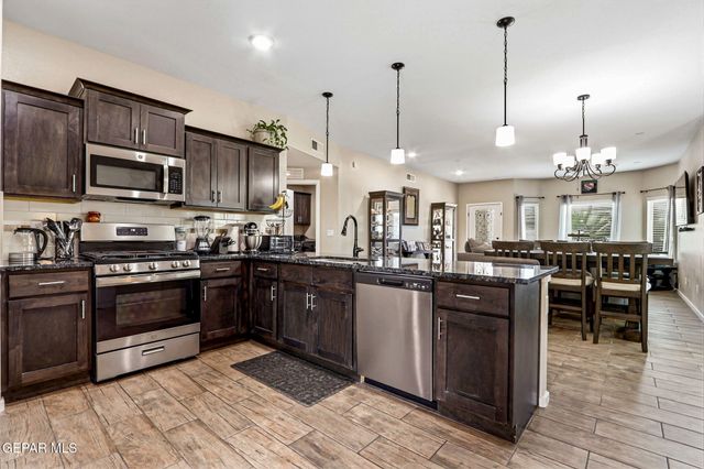 13066 GRANTHAM Lane, El Paso, TX 79928