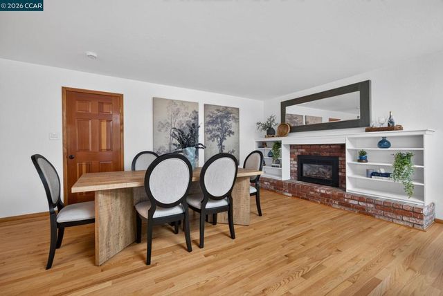 827 Wilmore Ave, Concord, CA 94518