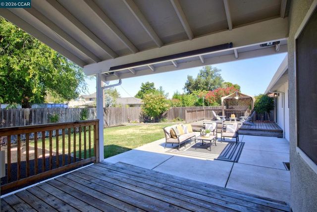 827 Wilmore Ave, Concord, CA 94518