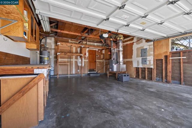 827 Wilmore Ave, Concord, CA 94518
