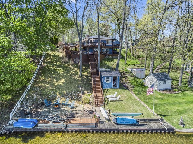 13872 Fineview Bluff Drive, Battle Creek, MI 49017