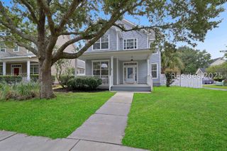 37 4th Ave, Bluffton, SC 29910