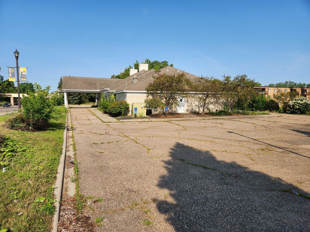 7300 42nd Avenue N, New Hope, MN 55427 — photo 4