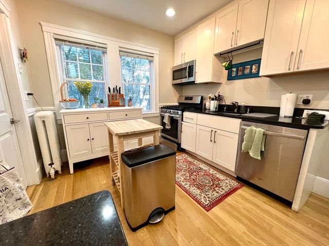 29 Wood Street 1, Cambridge, MA 02140