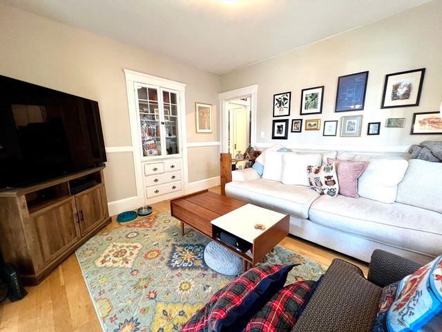 29 Wood Street 1, Cambridge, MA 02140