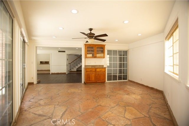 24512 Pat Place, Woodland Hills (los Angeles), CA 91367