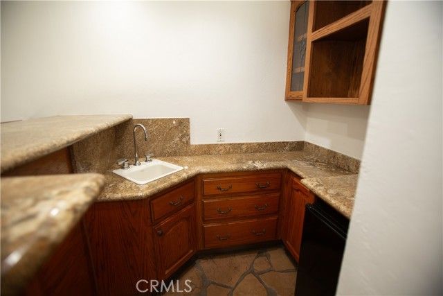 24512 Pat Place, Woodland Hills (los Angeles), CA 91367