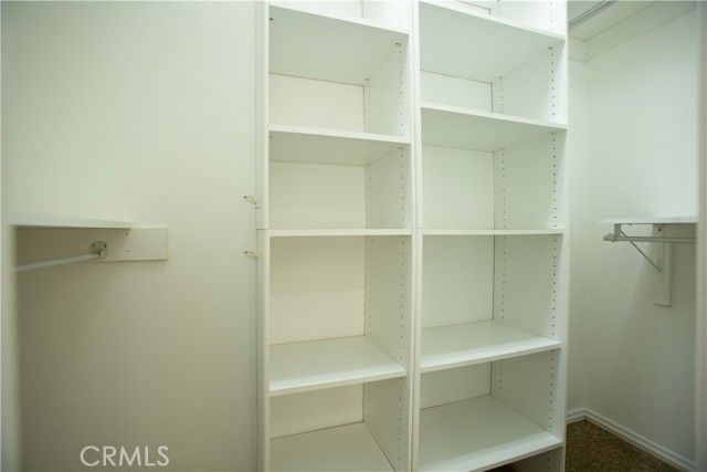 24512 Pat Place, Woodland Hills (los Angeles), CA 91367