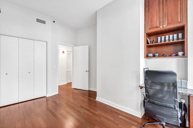 60 E MONROE Street 1508, Chicago, IL 60603