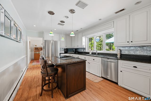 188 Great Plain Road, Danbury, CT 06811