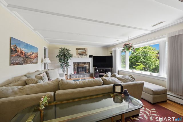 188 Great Plain Road, Danbury, CT 06811