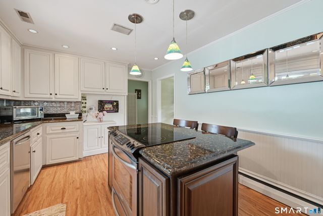 188 Great Plain Road, Danbury, CT 06811