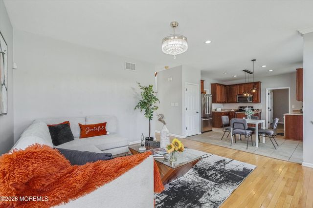 4 Harvest Lane, Pemberton, NJ 08068