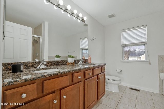 4 Harvest Lane, Pemberton, NJ 08068