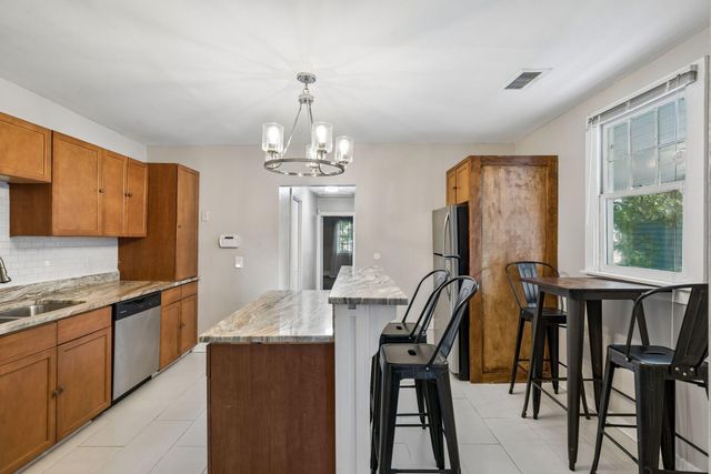 20 Amherst Street Apt B, Charleston, SC 29403