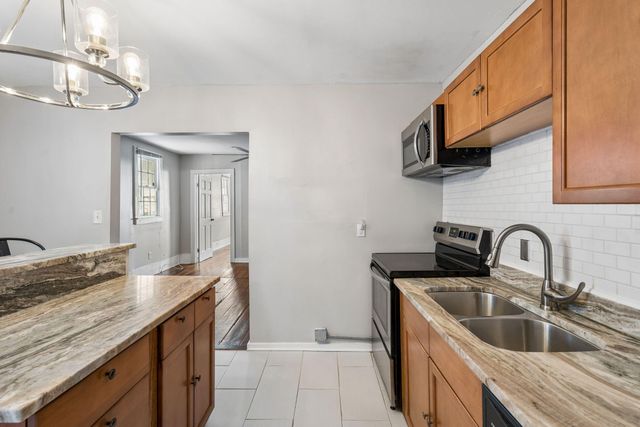 20 Amherst Street Apt B, Charleston, SC 29403