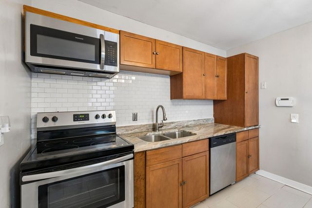 20 Amherst Street Apt B, Charleston, SC 29403