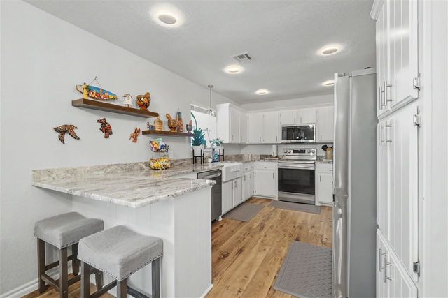 3817 SE Camelot Dr, Lawton, OK 73501