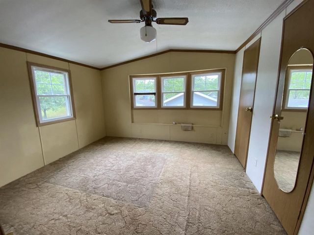292 Ember Drive, Oxford, WI 53952
