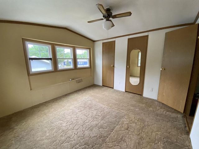 292 Ember Drive, Oxford, WI 53952