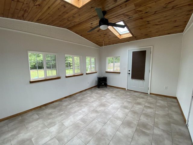 292 Ember Drive, Oxford, WI 53952