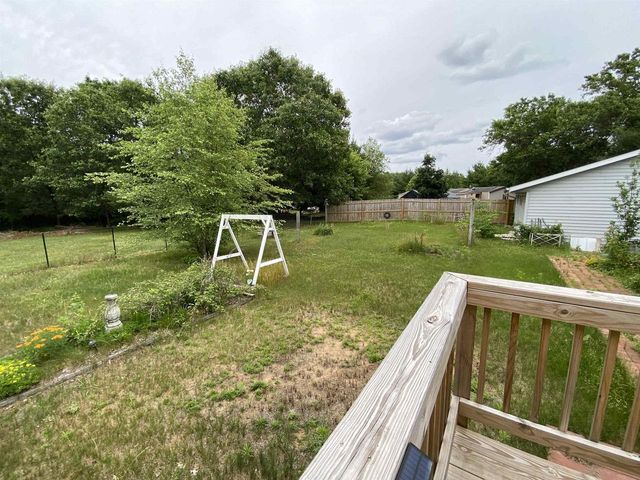292 Ember Drive, Oxford, WI 53952