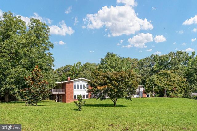 18002 ROSIERS CREEK LN, King George, VA 22485