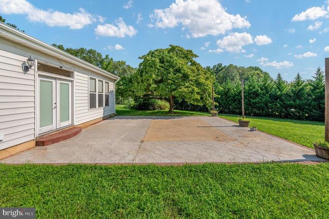 18002 ROSIERS CREEK LN, King George, VA 22485