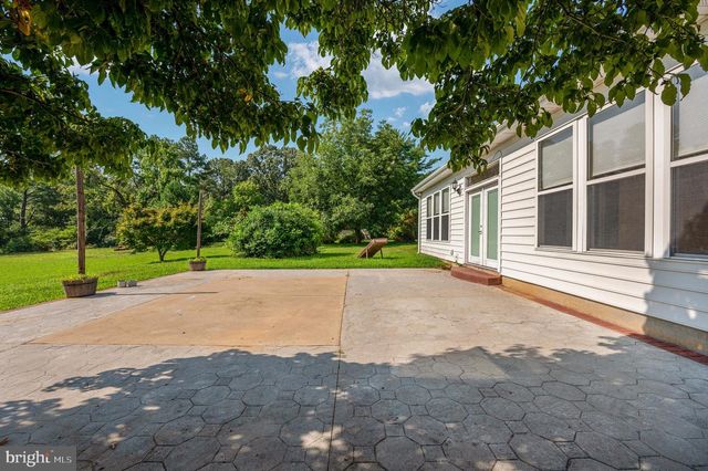 18002 ROSIERS CREEK LN, King George, VA 22485