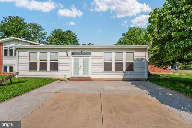 18002 ROSIERS CREEK LN, King George, VA 22485