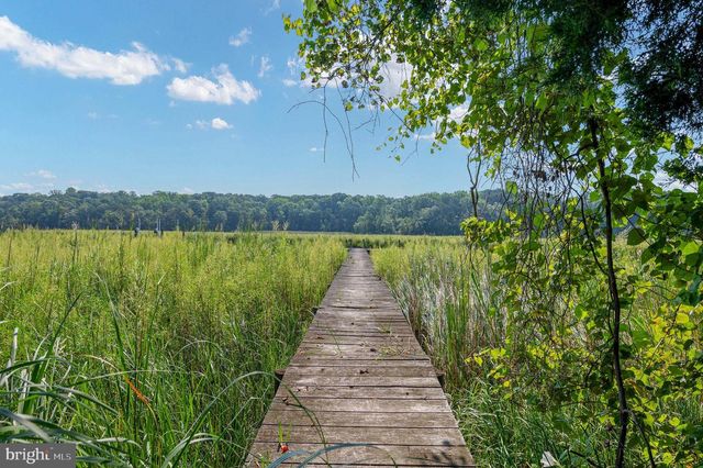 18002 ROSIERS CREEK LN, King George, VA 22485
