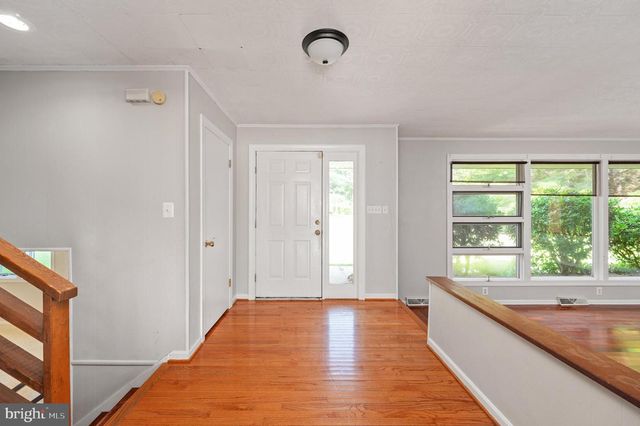 18002 ROSIERS CREEK LN, King George, VA 22485