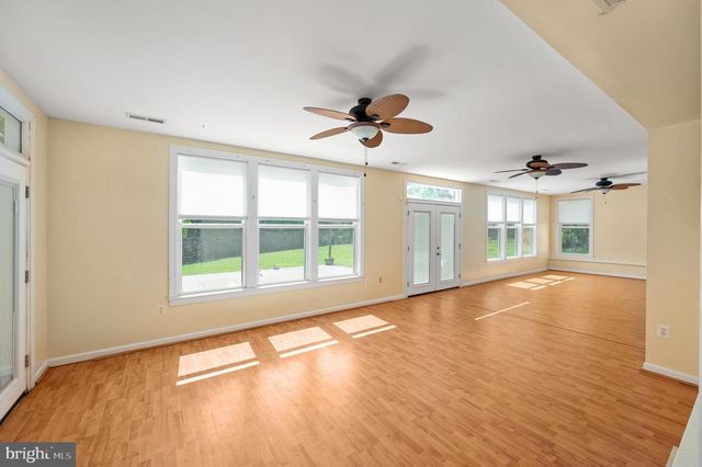 18002 ROSIERS CREEK LN, King George, VA 22485