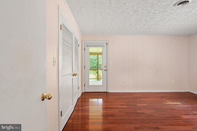 18002 ROSIERS CREEK LN, King George, VA 22485