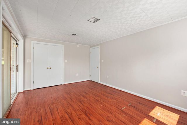 18002 ROSIERS CREEK LN, King George, VA 22485