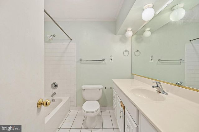 18002 ROSIERS CREEK LN, King George, VA 22485