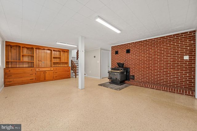 18002 ROSIERS CREEK LN, King George, VA 22485