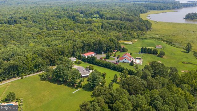 18002 ROSIERS CREEK LN, King George, VA 22485