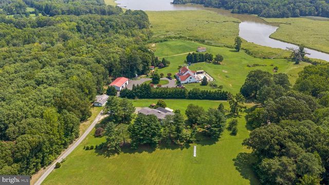 18002 ROSIERS CREEK LN, King George, VA 22485