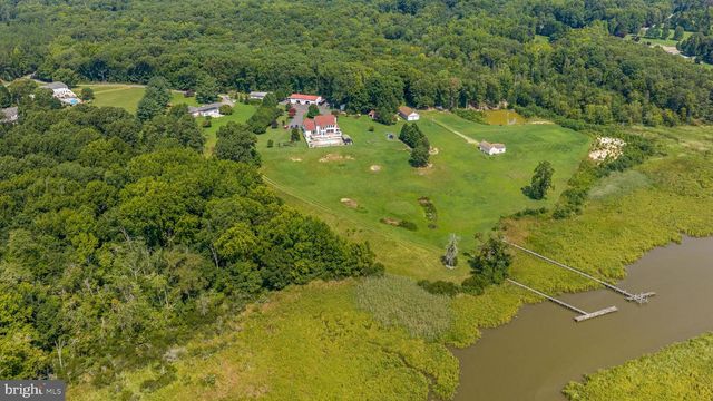 18002 ROSIERS CREEK LN, King George, VA 22485
