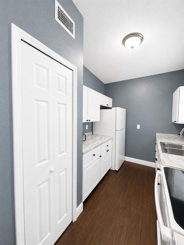 21442 GLADIS AVENUE, Port Charlotte, FL 33952