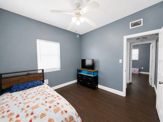 21442 GLADIS AVENUE, Port Charlotte, FL 33952
