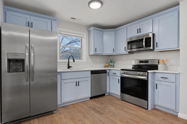 109 Hogan Road, Rossville, GA 30741