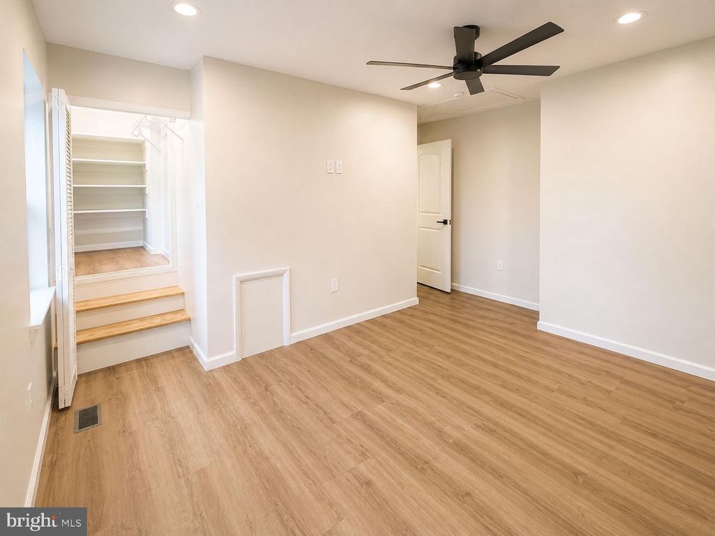 Image 13 of property listing at 15734 MILLBROOK LN #80, Laurel, MD 20707