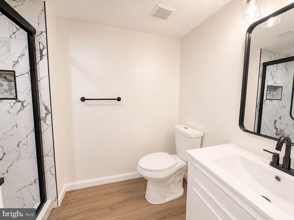 Image 22 of property listing at 15734 MILLBROOK LN #80, Laurel, MD 20707