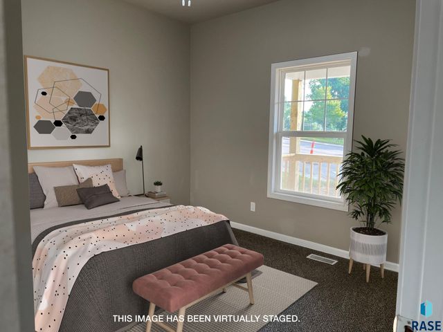 623 N Minnesota Ave Avenue, Sioux Falls, SD 57104