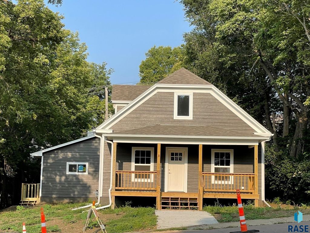 623 N Minnesota Ave Avenue, Sioux Falls, SD 57104